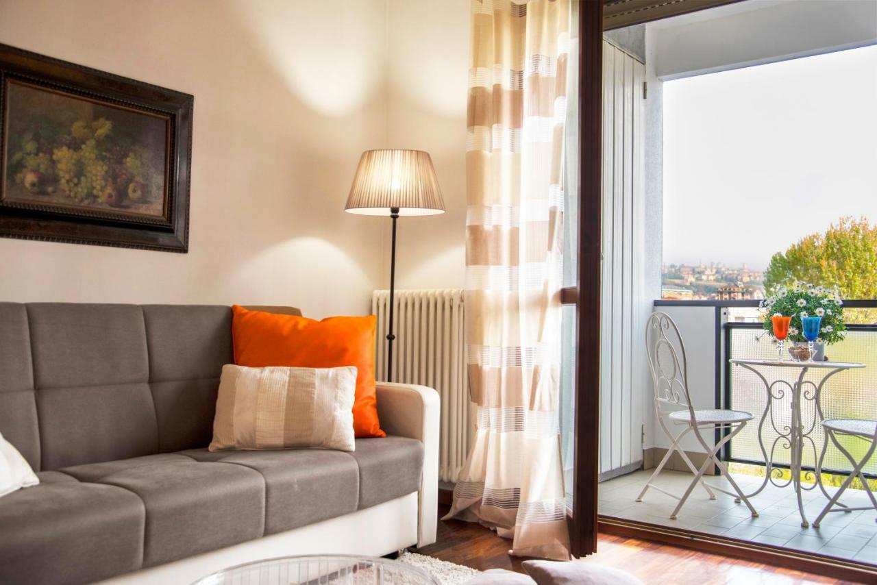 Chic Panoramic Apartment Бергамо Екстер'єр фото
